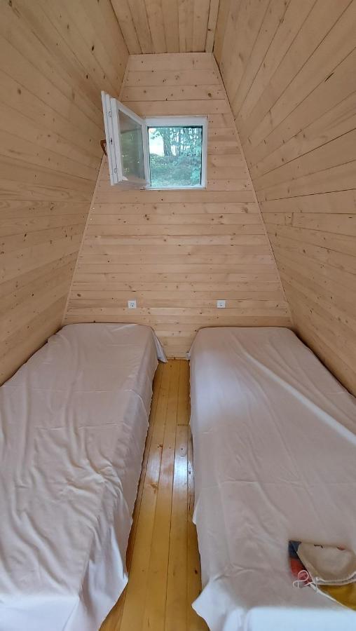 Natural Cottage Glamping Eco-Tiny House Skocjan  Buitenkant foto