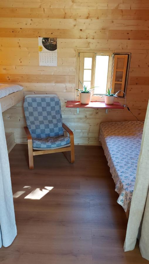 Natural Cottage Glamping Eco-Tiny House Skocjan  Buitenkant foto